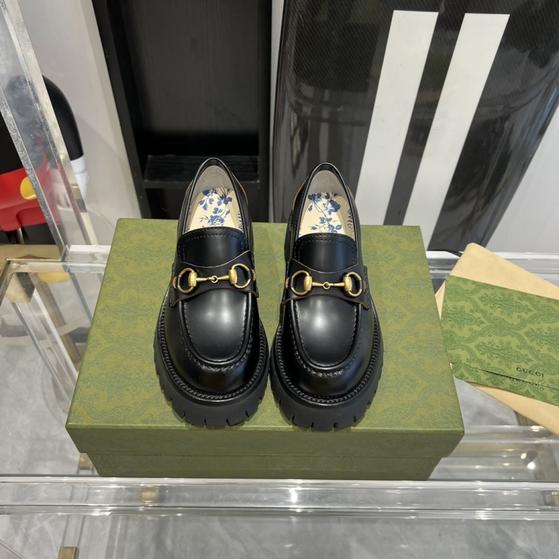 Gucci Leather Shoes